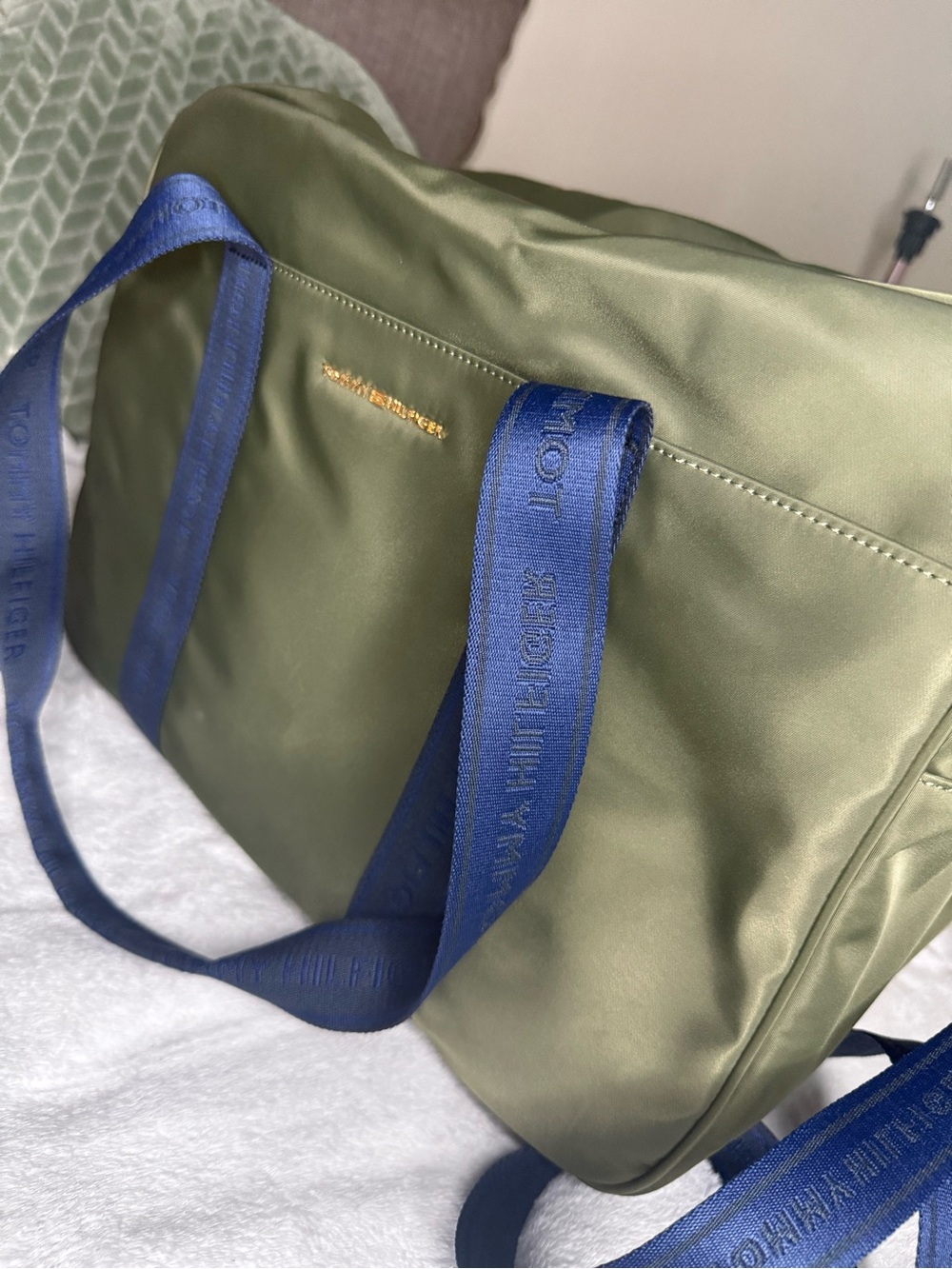Tommy Hilfiger Olive Green Nylon Laptop Bag with Navy Straps
